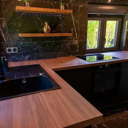 Baobab Atypique Avec Jacuzzi Prive